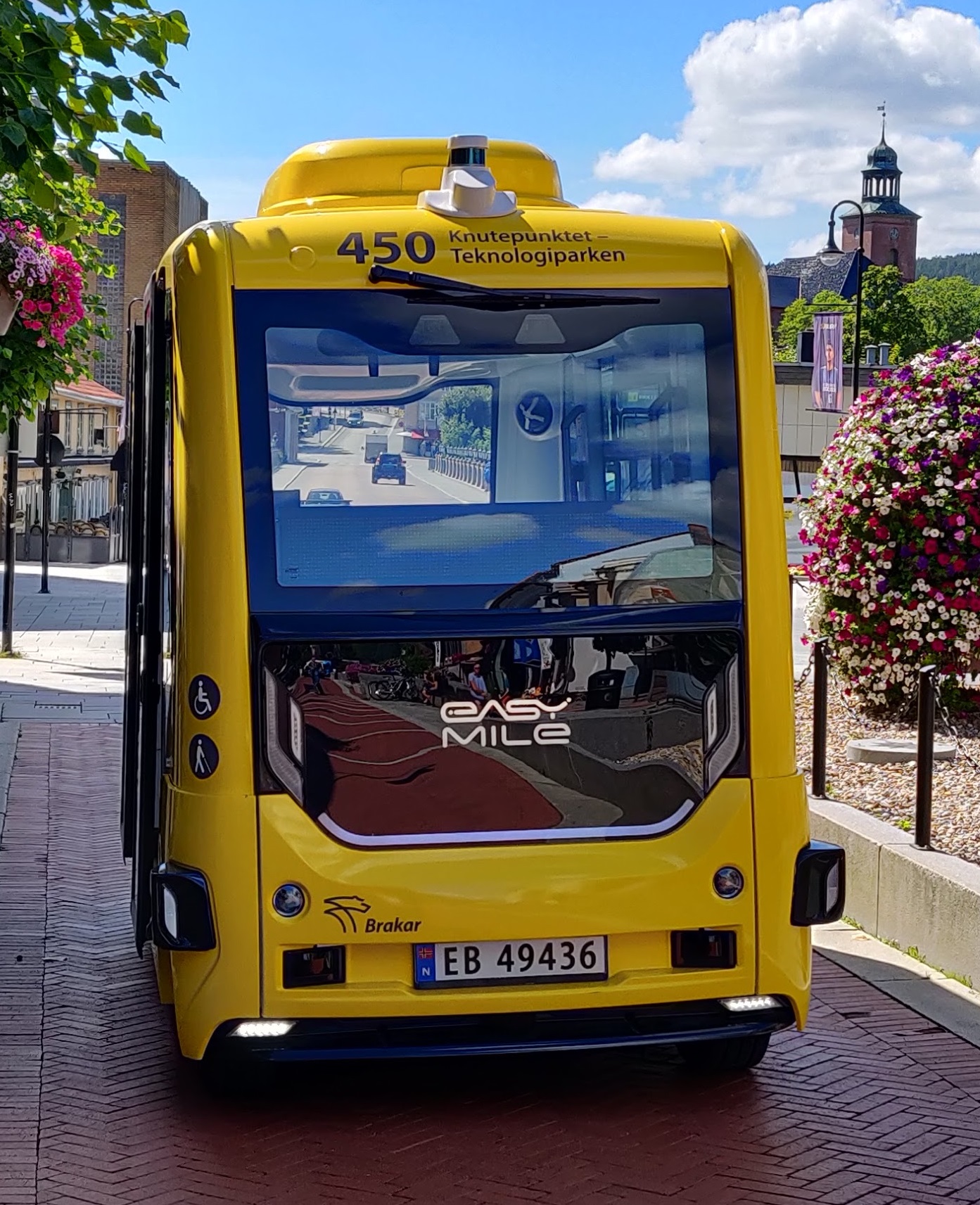 Generasjon 2-bussen i vinterdrift i Kongsberg.